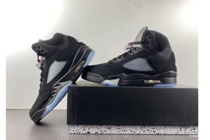 845035-003 (2016) 5 JORDAN METALLIC BLACK AIR 0715